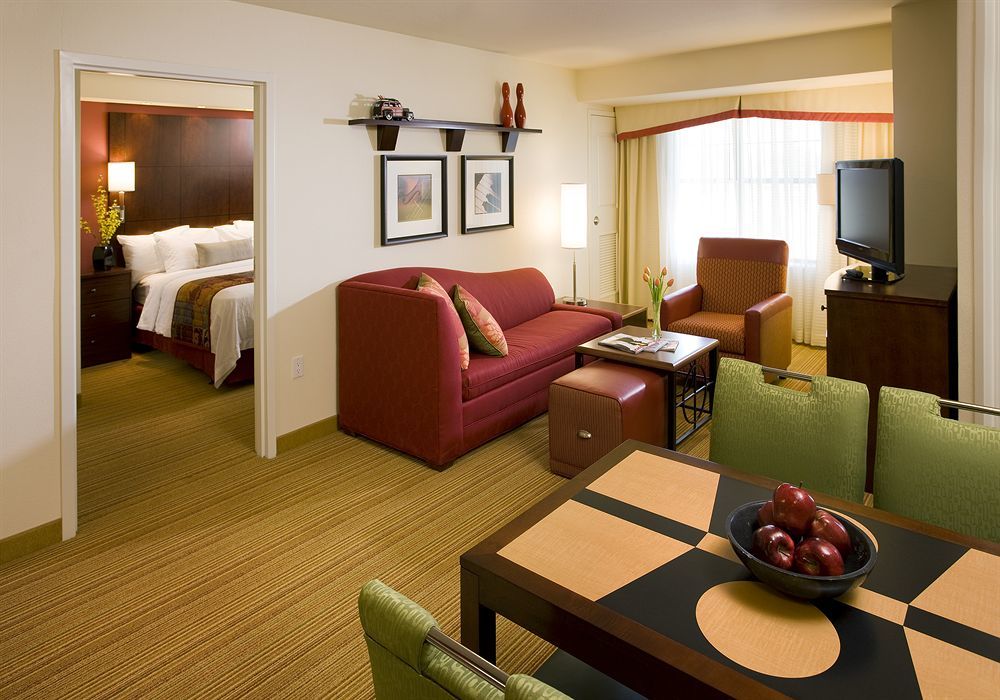 Residence Inn By Marriott Камарило Стая снимка